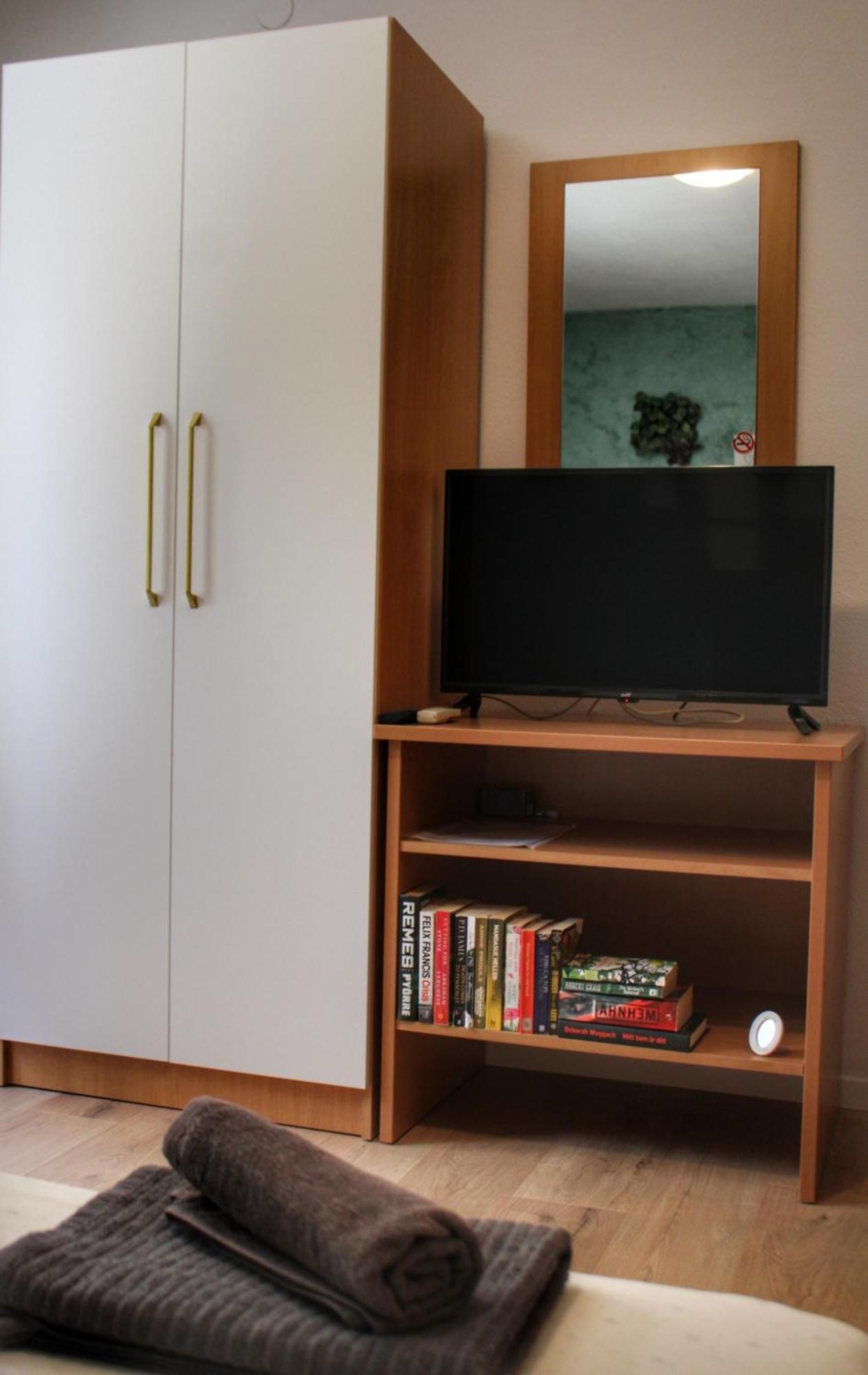 Studio Laura-Spacious Studio On The Main Beach マカルスカ エクステリア 写真